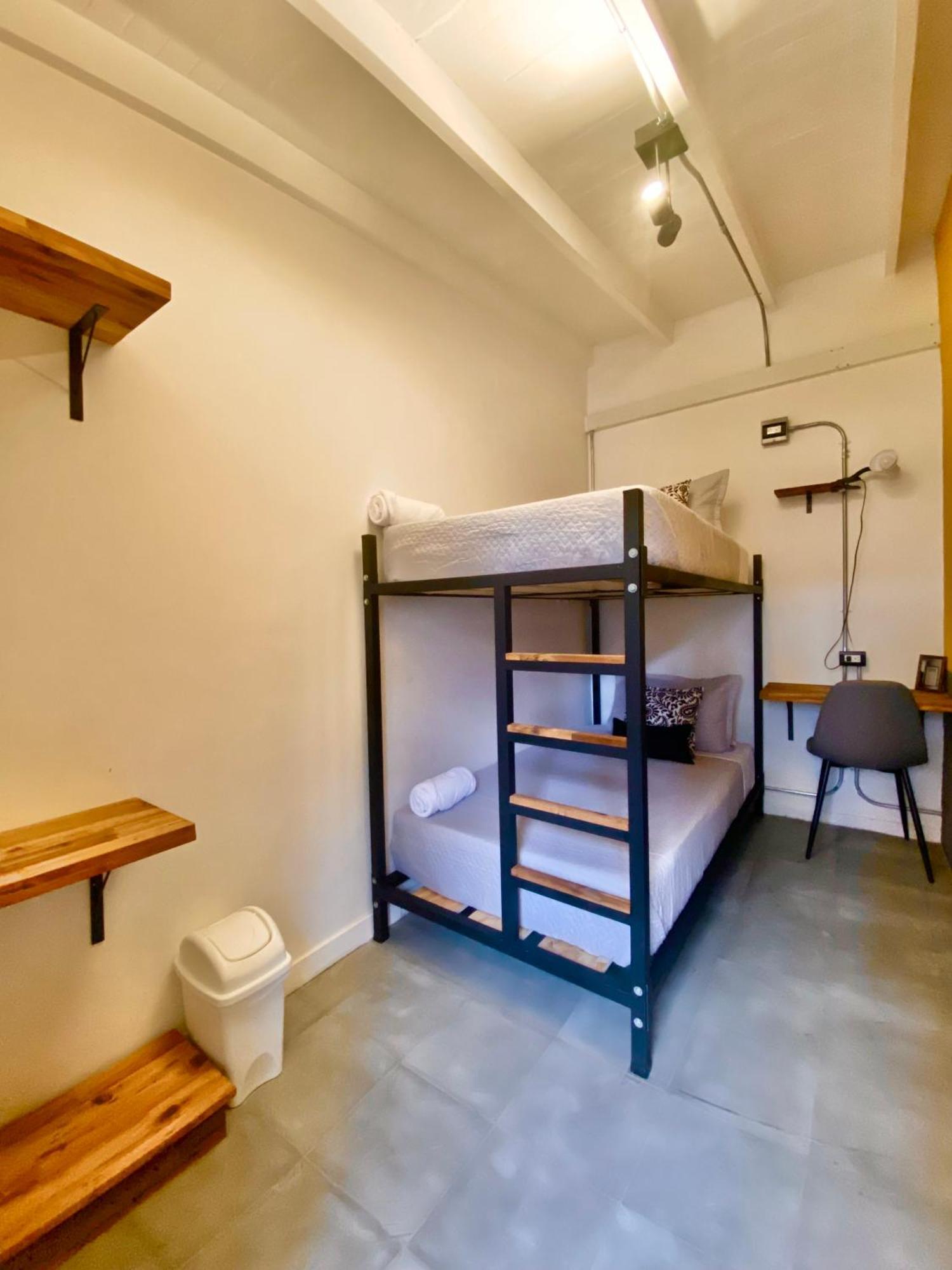 Casa Mosaiko Primer Parque Laureles 메딜린 외부 사진