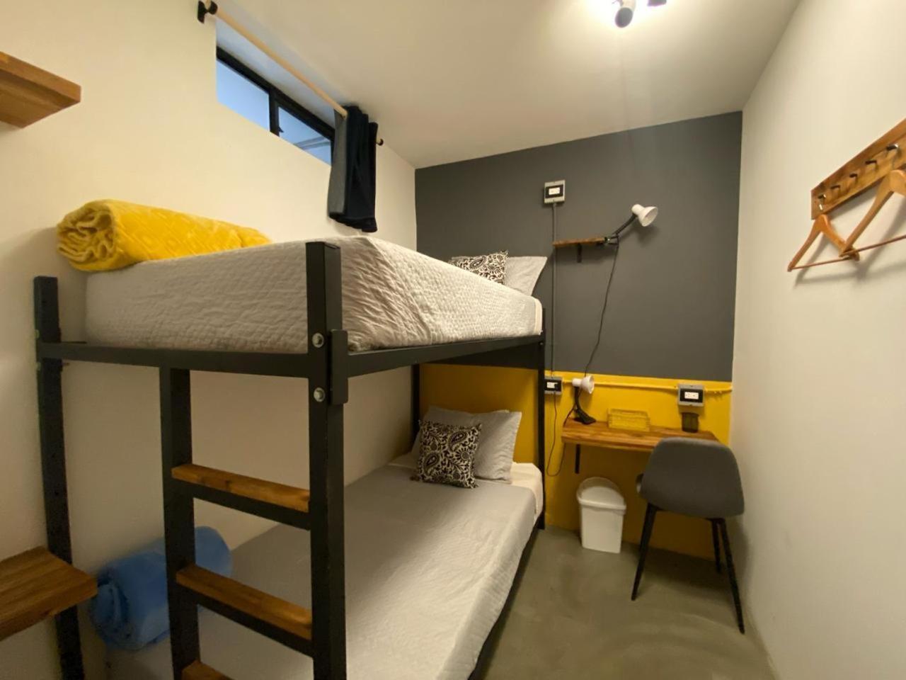 Casa Mosaiko Primer Parque Laureles 메딜린 외부 사진