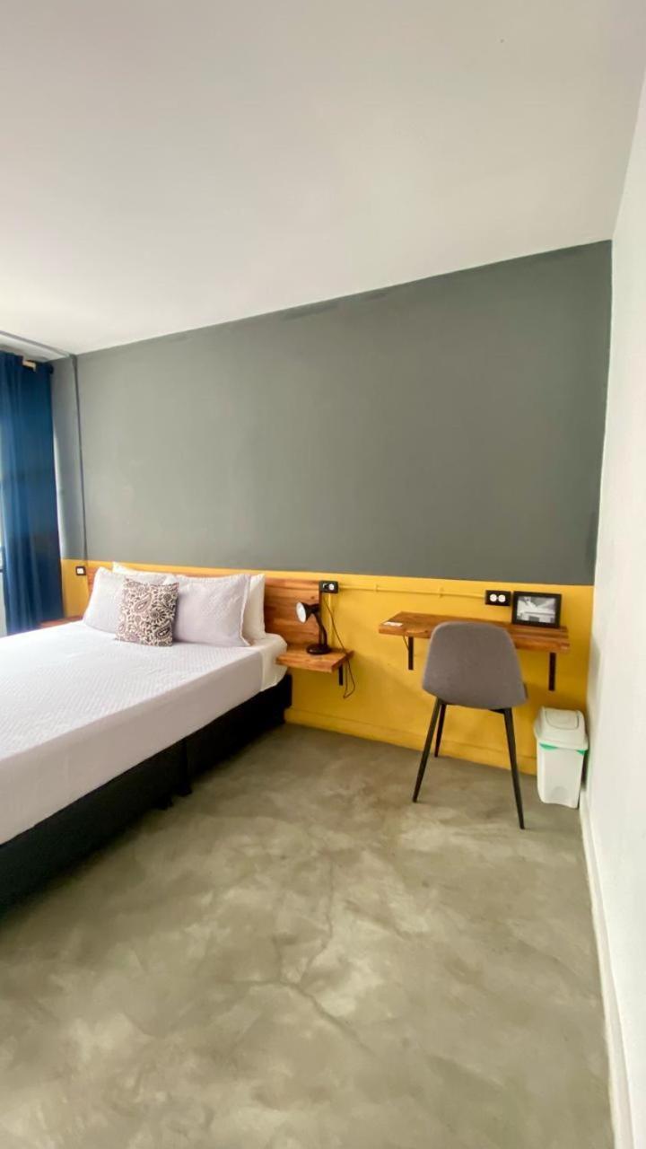 Casa Mosaiko Primer Parque Laureles 메딜린 외부 사진